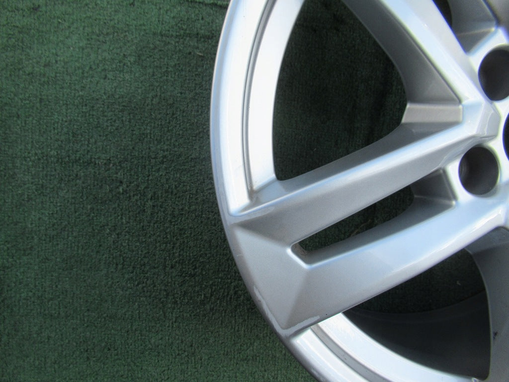 1x Alufelge 17 Zoll 7.0" 5x112 42ET Glanz Silber 8W0601025 Audi C7 A4 B9 FEL1665327296om