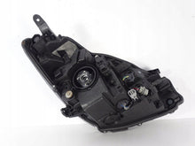 Laden Sie das Bild in den Galerie-Viewer, Frontscheinwerfer Toyota Yaris PJT14743 Links Scheinwerfer Headlight SCH4169461620pb
