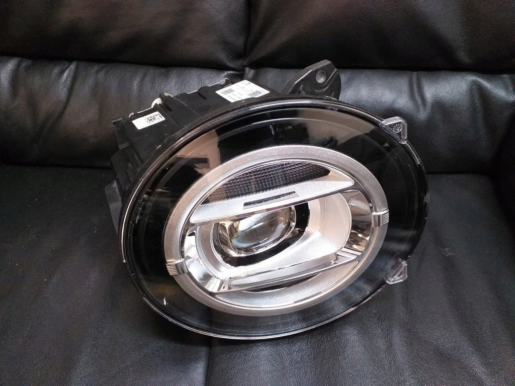 Frontscheinwerfer Mercedes-Benz W463 A4639067400 LED Rechts Headlight SCH7672443691jy