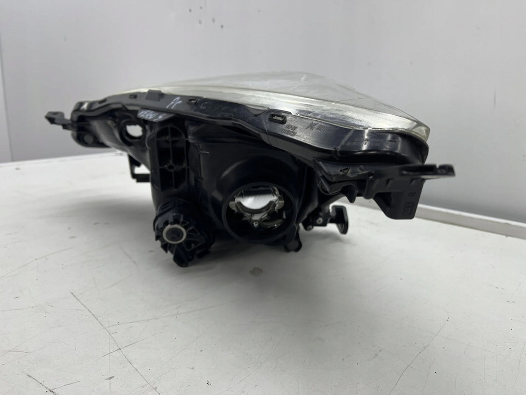 Frontscheinwerfer Toyota Ractis Rechts Scheinwerfer Headlight SCH8776655912kt