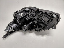 Laden Sie das Bild in den Galerie-Viewer, Frontscheinwerfer Opel Crossland 39153539 Rechts Scheinwerfer Headlight SCH8036481662oz