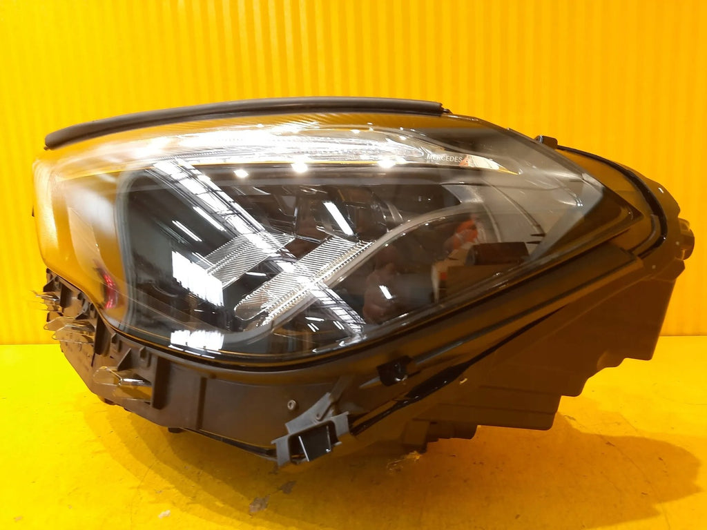 Frontscheinwerfer Mercedes-Benz Gla H247 A2479066107 Links Headlight SCH3584521808br