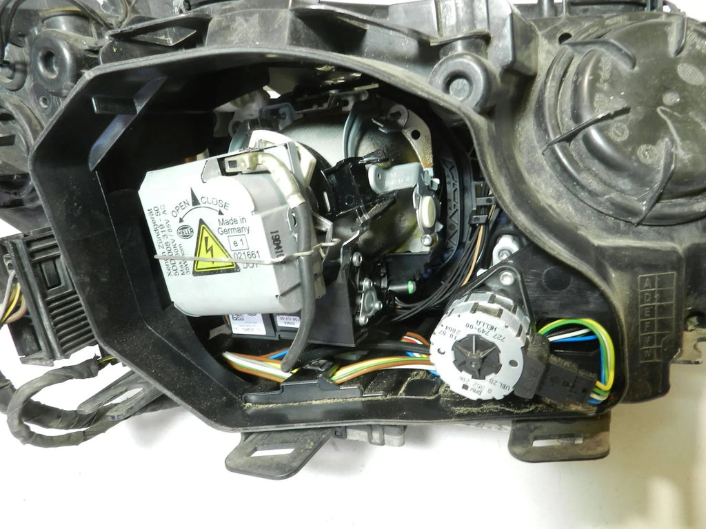 Frontscheinwerfer BMW 5 E60 E61 Xenon Links Scheinwerfer Headlight SCH6084956115jw