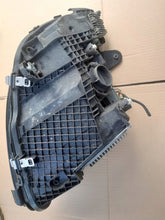 Laden Sie das Bild in den Galerie-Viewer, Frontscheinwerfer BMW W205 A2059067905 Ein Stück (Rechts oder Links) Headlight SCH6433876616kf