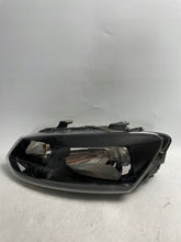 Laden Sie das Bild in den Galerie-Viewer, Frontscheinwerfer VW Polo 6r1 6R1941015C Ein Stück (Rechts oder Links) Headlight