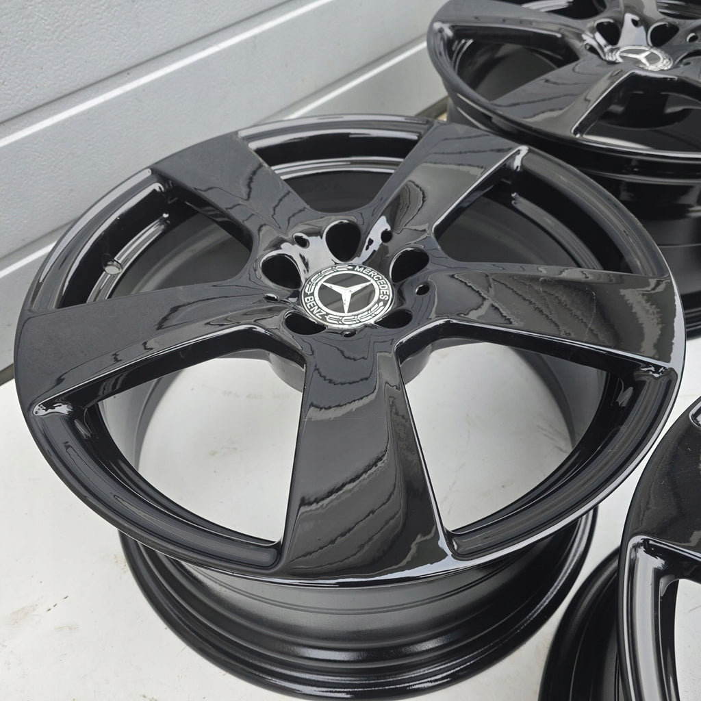 4x Alufelge 18 Zoll 8.5" 5x112 48ET Glanz Schwarz A2124011402 Mercedes-Benz W212 FEL8032378297yq