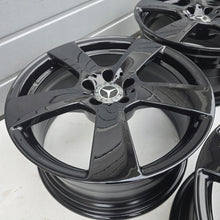 Load image into Gallery viewer, 4x Alufelge 18 Zoll 8.5" 5x112 48ET Glanz Schwarz A2124011402 Mercedes-Benz W212 FEL8032378297yq