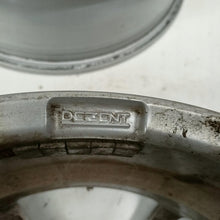 Laden Sie das Bild in den Galerie-Viewer, 4x Alufelge 17 Zoll 6.5" 5x112 44ET Glanz Silber Rim Wheel FEL4525304200jp