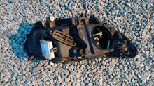 Laden Sie das Bild in den Galerie-Viewer, Frontscheinwerfer BMW 1 F21 F20 7229677-10 Xenon Links Scheinwerfer Headlight
