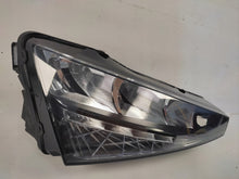 Laden Sie das Bild in den Galerie-Viewer, Frontscheinwerfer Skoda Scala 657941016 Rechts Scheinwerfer Headlight SCH1936189571yn