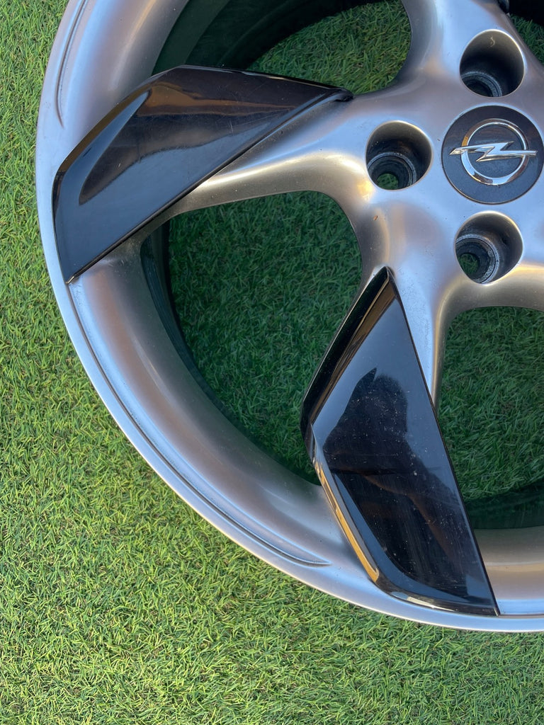 1x Alufelge 18 Zoll 7.5" 4x100 47ET 13380525 Opel Adam Rim Wheel