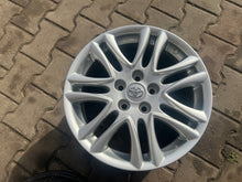 Load image into Gallery viewer, 1x Alufelge 17 Zoll 7.0" 5x114.3 PZ474-E8672-Z Toyota Avensis Rim Wheel FEL9999352401ue