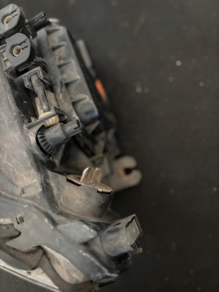 Frontscheinwerfer Seat Exeo 3R1941007E Xenon Ein Stück (Rechts oder Links)