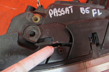 Load image into Gallery viewer, Frontscheinwerfer VW Passat 3B7941015 Xenon Links Scheinwerfer Headlight SCH8694994711oo