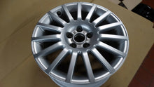 Load image into Gallery viewer, 1x Alufelge 17 Zoll 4F0601025AH Audi A6 Rim Wheel