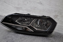 Laden Sie das Bild in den Galerie-Viewer, Frontscheinwerfer VW Polo 2G1941005 Links Scheinwerfer Headlight