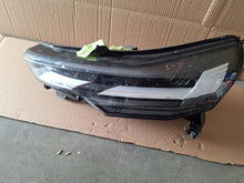 Laden Sie das Bild in den Galerie-Viewer, Frontscheinwerfer Renault Captur II 260604753R LED Links Scheinwerfer Headlight SCH7851722484eg
