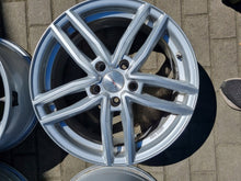 Laden Sie das Bild in den Galerie-Viewer, 4x Alufelge 17 Zoll 5x112 38ET Silber KBA53207 Audi W211 I Rim Wheel FEL5271508107uj