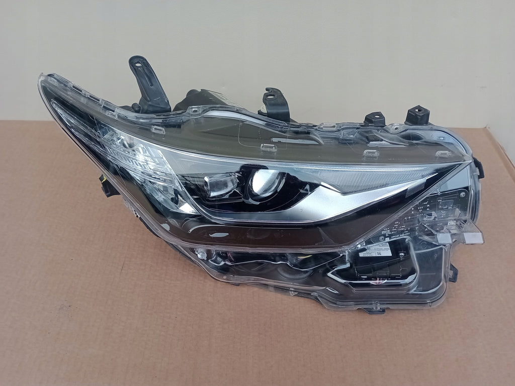 Frontscheinwerfer Toyota Auris 81110-02K60 Rechts Scheinwerfer Headlight