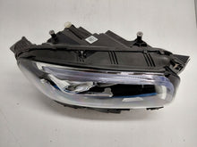 Laden Sie das Bild in den Galerie-Viewer, Frontscheinwerfer Mercedes-Benz W247 A2479062005 Full LED Rechts Headlight SCH5275990250kz