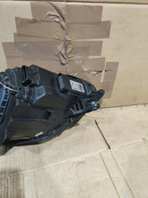 Laden Sie das Bild in den Galerie-Viewer, Frontscheinwerfer VW Golf Sportsvan 517941005B Links Scheinwerfer Headlight SCH3142856673vg