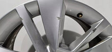 Laden Sie das Bild in den Galerie-Viewer, 1x Alufelge 17 Zoll 7.0&quot; 5x112 45ET 57A601025K Skoda Kamiq Rim Wheel