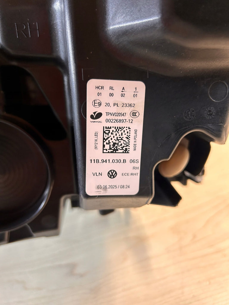 Frontscheinwerfer VW Id.4 11B941030B Rechts Scheinwerfer Headlight SCH9773901832wq