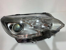 Laden Sie das Bild in den Galerie-Viewer, Frontscheinwerfer Peugeot 2008 I 9677810280 Rechts Scheinwerfer Headlight