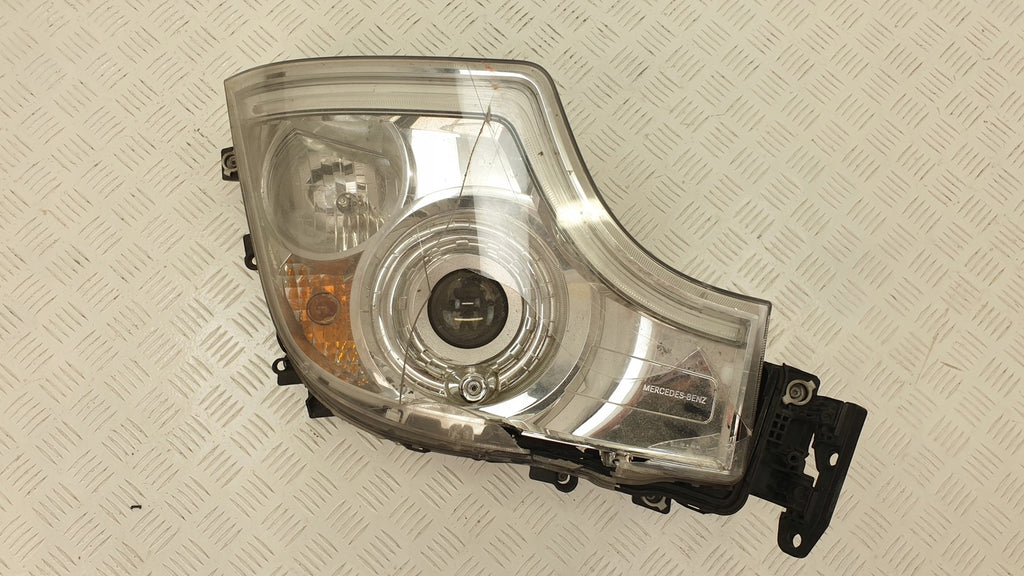 Frontscheinwerfer Mercedes-Benz A9618205239 A9618205339 Rechts Headlight