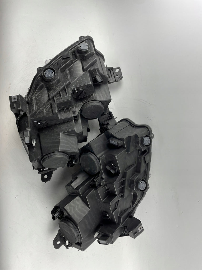 Frontscheinwerfer Citroën Berlingo 9816824880 9816824780 Ein Satz Headlight SCH2200192515eu