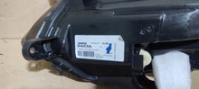 Laden Sie das Bild in den Galerie-Viewer, Frontscheinwerfer Dacia Sandero III Logan 260605914R Full LED Links Headlight