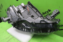 Laden Sie das Bild in den Galerie-Viewer, Frontscheinwerfer Toyota Highlander 10100-8A06K Full LED Links Headlight SCH3277041618xj