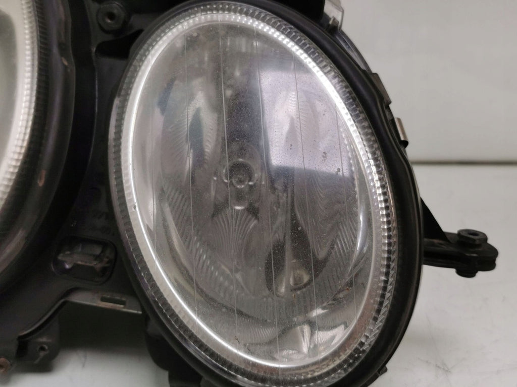 Frontscheinwerfer Mercedes-Benz W211 A0028202426 Vorderseite Headlight SCH4556171031zd