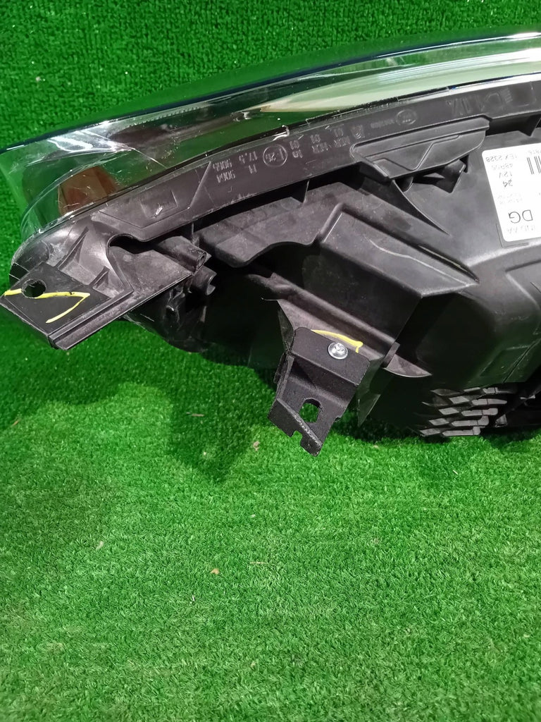 Frontscheinwerfer Renault Captur I 260107244R Rechts Scheinwerfer Headlight SCH5225762131en