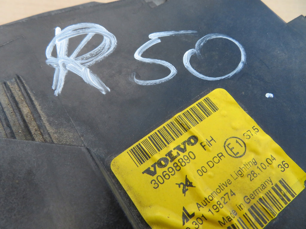 Frontscheinwerfer Volvo S40 V50 30698890 Xenon Rechts Scheinwerfer Headlight SCH7786224391cs