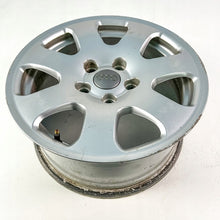 Laden Sie das Bild in den Galerie-Viewer, 4x Alufelge 15 Zoll 7.0" 5x112 39ET Audi Rim Wheel FEL6439253721lt
