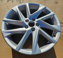 Load image into Gallery viewer, 1x Alufelge 17 Zoll 7.0" 5x100 51ET Glanz Silber 6F0601025P Seat I Ibiza V FEL3571865715dx
