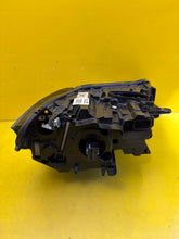 Laden Sie das Bild in den Galerie-Viewer, Frontscheinwerfer BMW X1 F48 5A01171 Links Scheinwerfer Headlight SCH5594861537vs