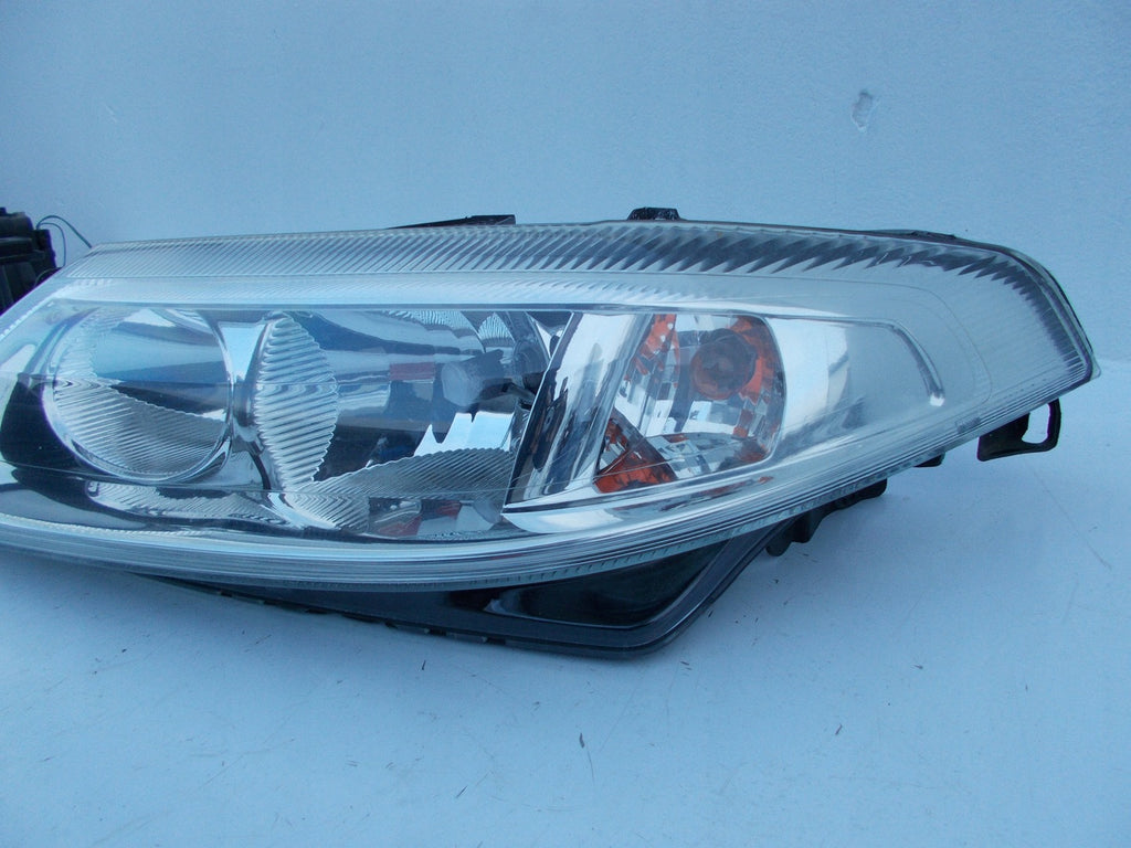 Frontscheinwerfer Renault Laguna II 8200002845 LED Ein Satz Headlight