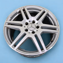 Load image into Gallery viewer, 1x Alufelge 18 Zoll 9.0&quot; 5x112 54ET A2124012402 Mercedes-Benz W212 Rim Wheel