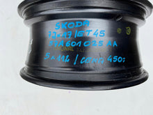 Laden Sie das Bild in den Galerie-Viewer, 1x Alufelge 17 Zoll 7.0&quot; 5x112 45ET 57A601025AA Skoda Rim Wheel