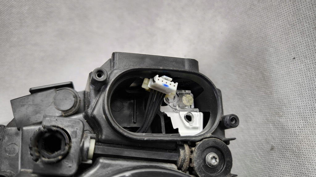 Frontscheinwerfer Audi A3 8V0941005E Xenon Links Scheinwerfer Headlight SCH5591317643lh