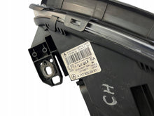 Laden Sie das Bild in den Galerie-Viewer, Frontscheinwerfer Mercedes-Benz Cla A1178205961 Xenon Rechts oder Links SCH1826949778xl