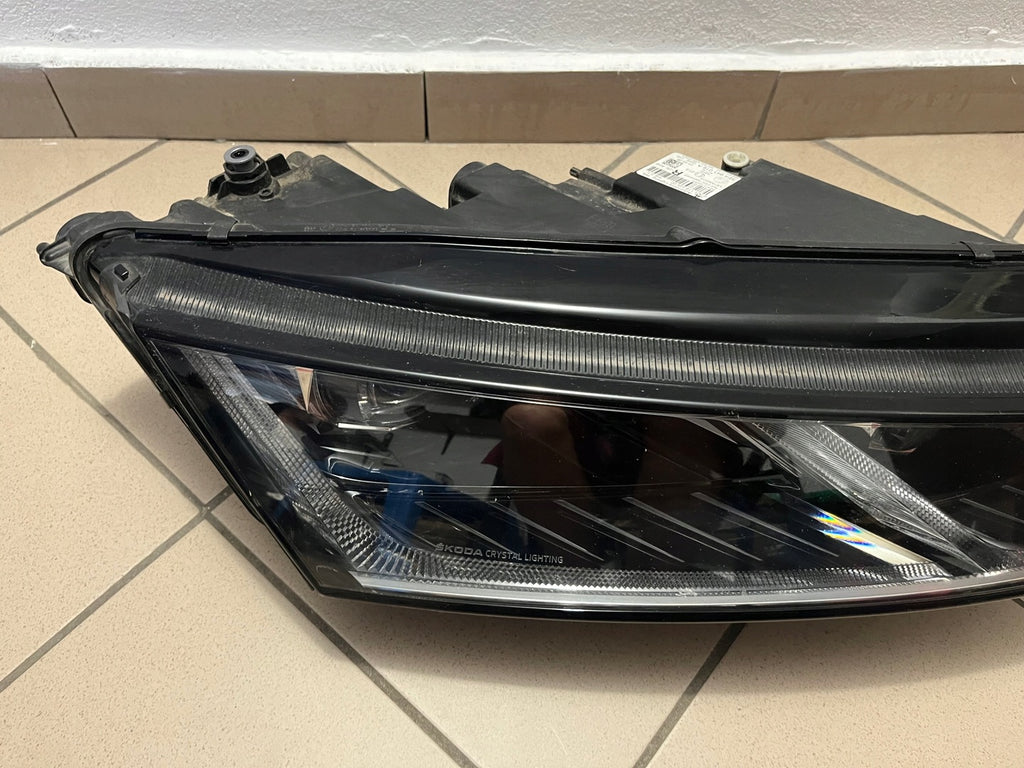 Frontscheinwerfer Skoda Octavia IV 5E4941016A LED Rechts Scheinwerfer Headlight SCH7243808991em