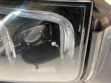 Laden Sie das Bild in den Galerie-Viewer, Frontscheinwerfer Mercedes-Benz Gle A1679061700 LED Rechts Headlight