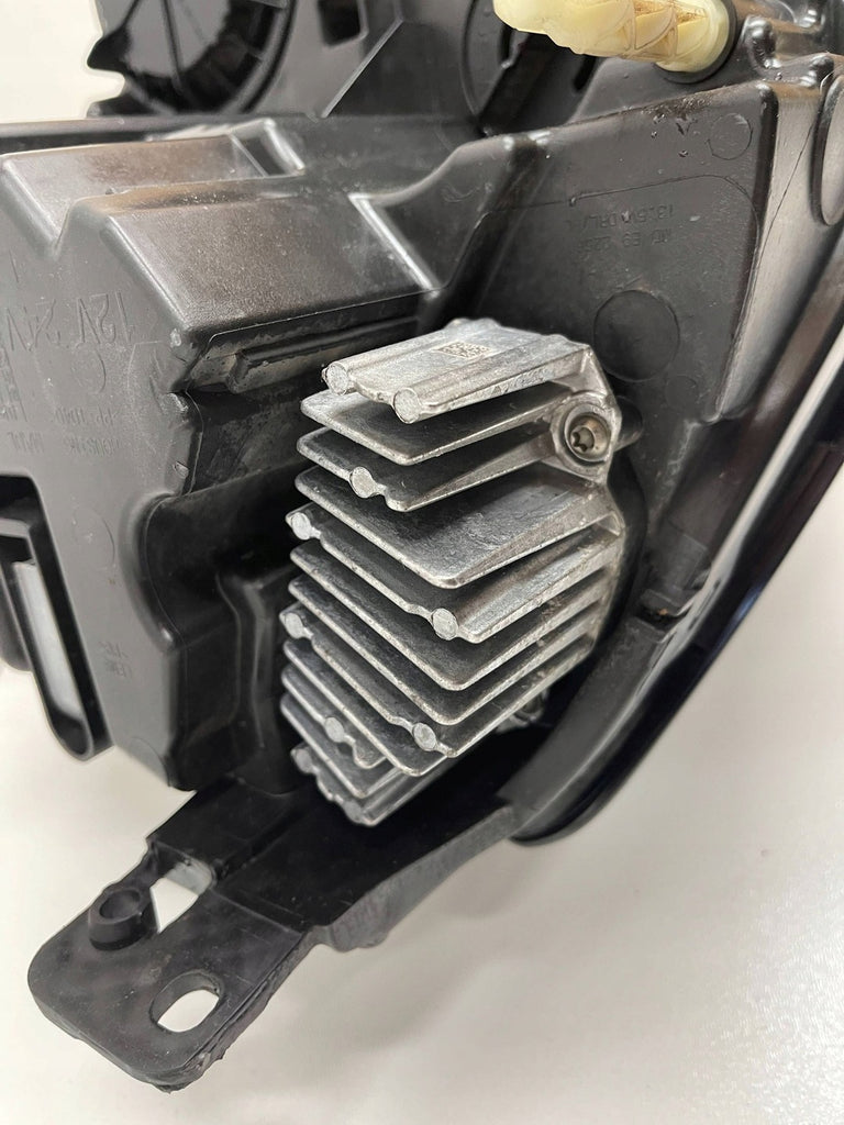 Frontscheinwerfer Ford Puma L1TB13E015GJ Links Scheinwerfer Headlight SCH6842687406in
