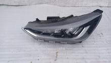 Load image into Gallery viewer, Frontscheinwerfer Ford Focus NX7B13E015CF Links Scheinwerfer Headlight SCH4240424220bw