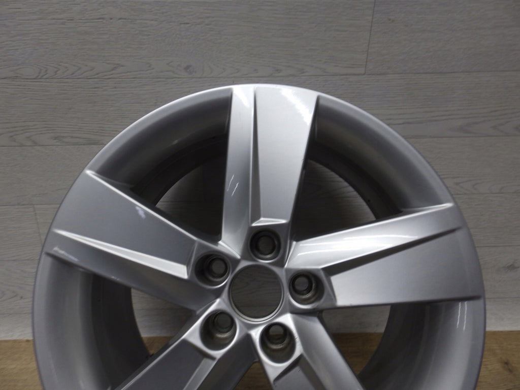 1x Alufelge 16 Zoll 7.0" 5x100 46ET 6V0601025B Skoda Fabia Iii Rim Wheel FEL6910762131ag