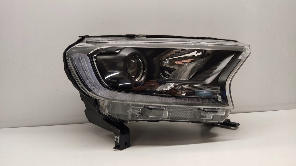 Frontscheinwerfer Ford Ranger JB3B13D154 Xenon Rechts Scheinwerfer Headlight