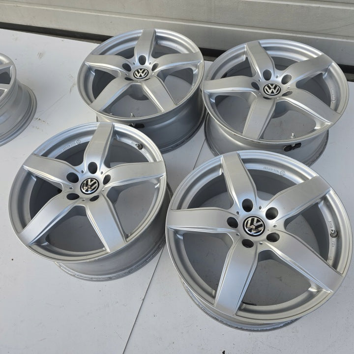 4x Alufelge 17 Zoll 7.5" 5x112 27ET VW Passat B7 Tiguan Sharan Rim Wheel FEL4357959663tz